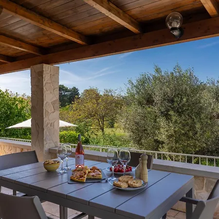 Holiday home Trulli Livia Anna *
