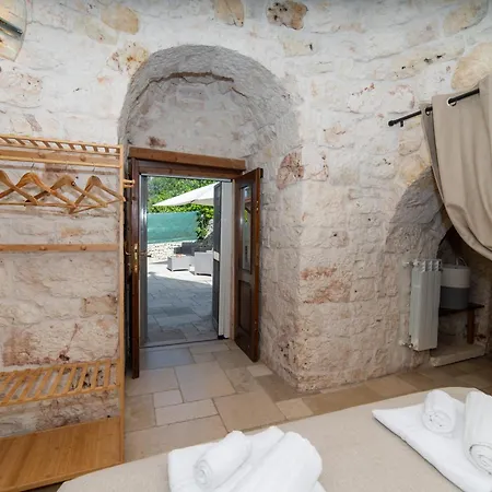 Trulli Livia Anna * Ceglie Messapica